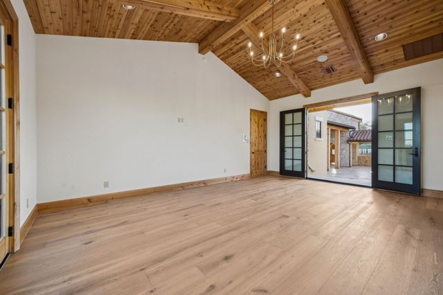 16 Catalonia Drive, Westlake, TX 76262