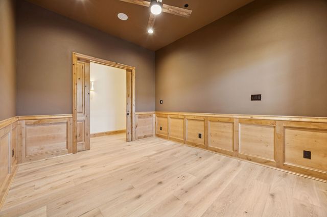 16 Catalonia Drive, Westlake, TX 76262