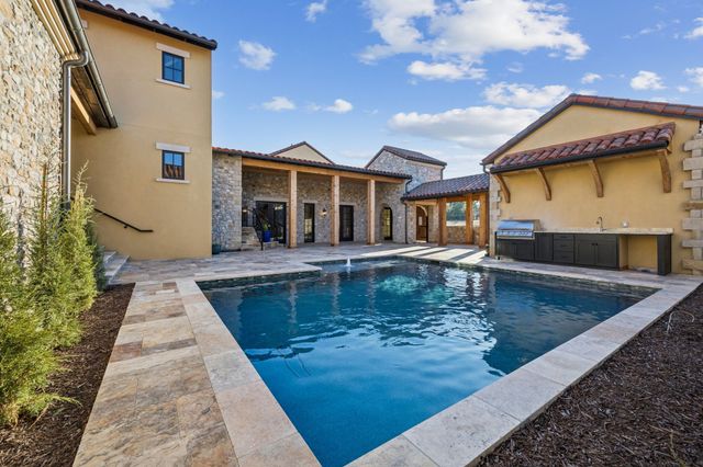 16 Catalonia Drive, Westlake, TX 76262