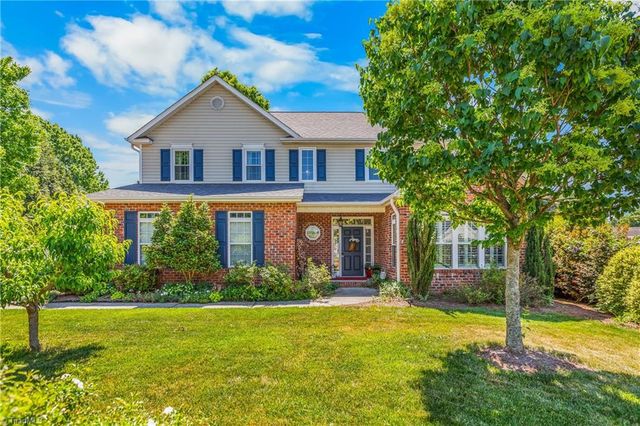 841 Lisa Run Court, Kernersville, NC 27284