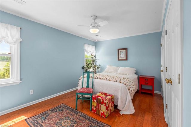 841 Lisa Run Court, Kernersville, NC 27284