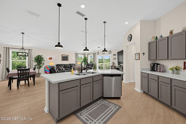 11112 SPRING MEADOWS Road, Jacksonville, FL 32222