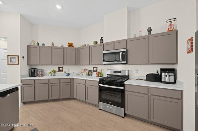 11112 SPRING MEADOWS Road, Jacksonville, FL 32222