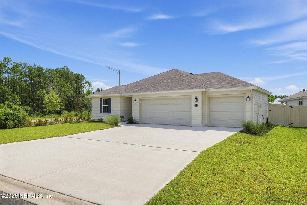 11112 SPRING MEADOWS Road, Jacksonville, FL 32222