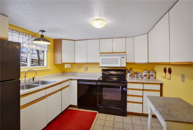 110 Barnickel Street, Chartiers, PA 15347