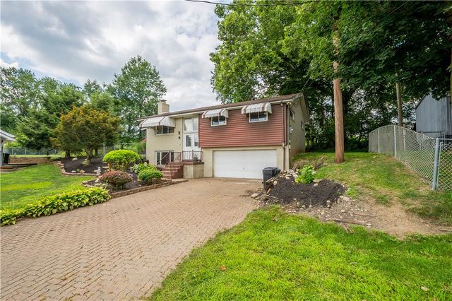 110 Barnickel Street, Chartiers, PA 15347