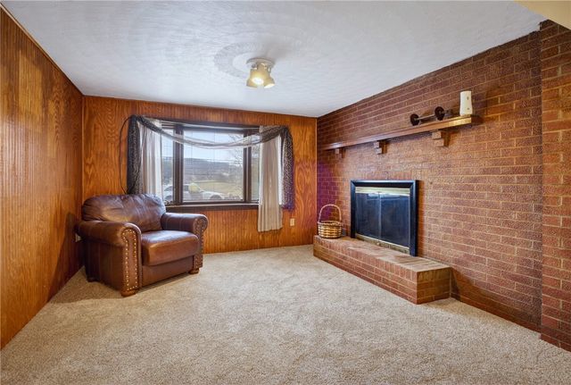 110 Barnickel Street, Chartiers, PA 15347