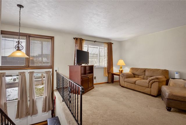 110 Barnickel Street, Chartiers, PA 15347