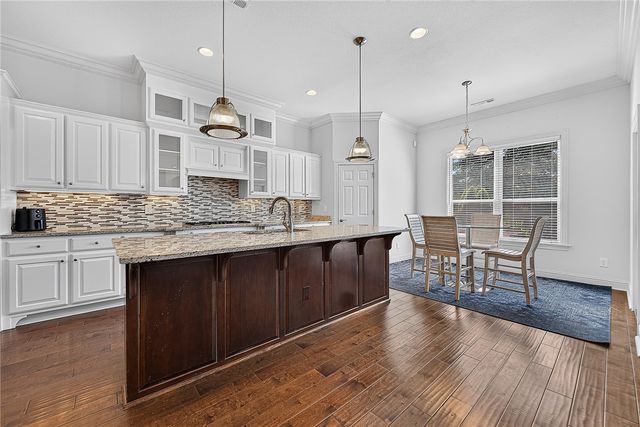 3791 Spanish Bay Place, Fayetteville, AR 72701