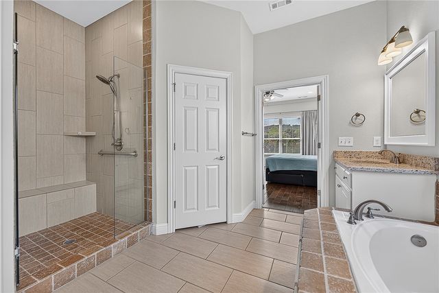 3791 Spanish Bay Place, Fayetteville, AR 72701