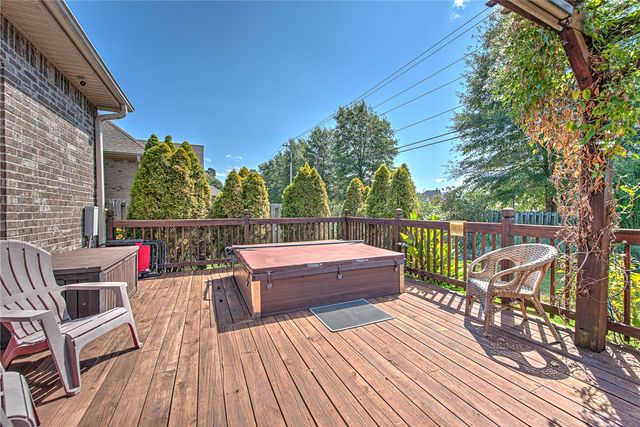 3791 Spanish Bay Place, Fayetteville, AR 72701