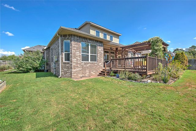3791 Spanish Bay Place, Fayetteville, AR 72701