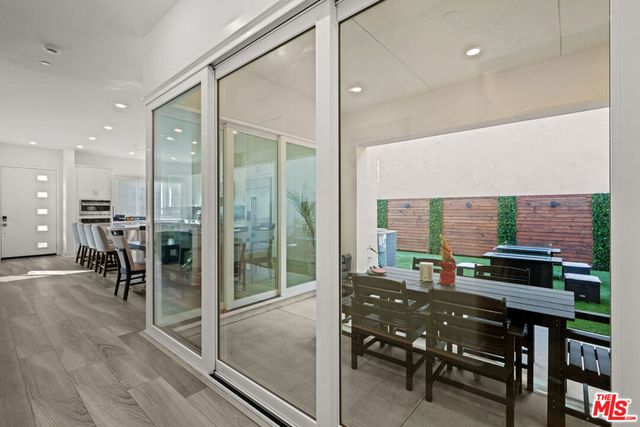 26710 Beartown Lane, Valencia, CA 91381
