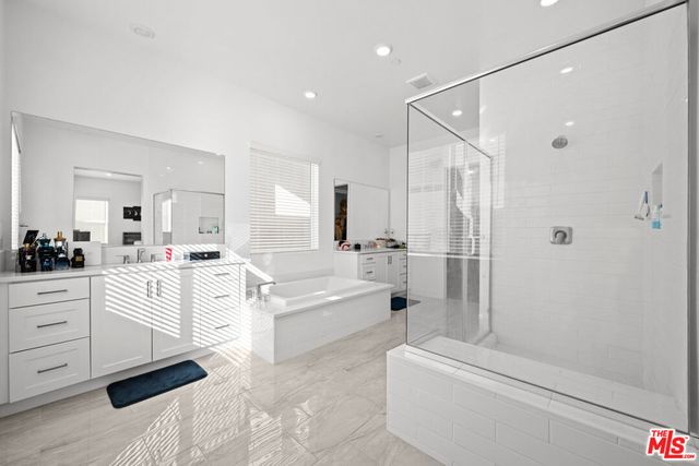 26710 Beartown Lane, Valencia, CA 91381