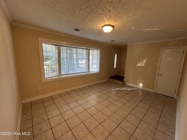 422 E Leonard Street B, Southport, NC 28461