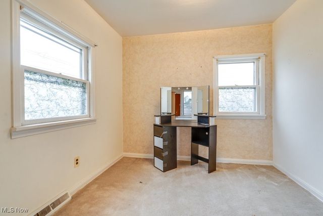 24681 Aurora Road, Bedford Heights, OH 44146