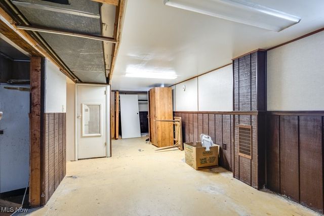 24681 Aurora Road, Bedford Heights, OH 44146