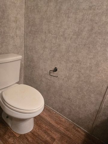 174 Maple Avenue, Streetman, TX 75859