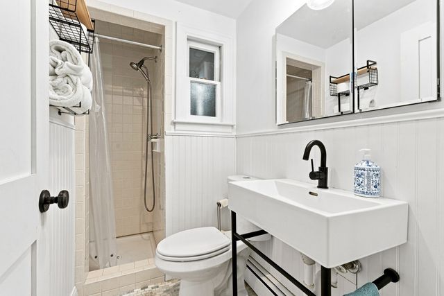 5 Pine St, South Hadley, MA 01075