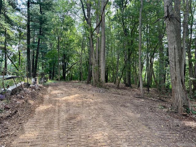 0 Latson Road, Oceola Township, MI 48843