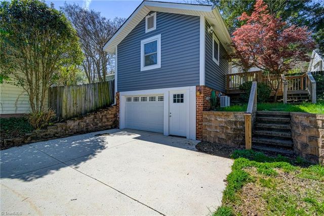 318 Corona Street, Winston-salem, NC 27103