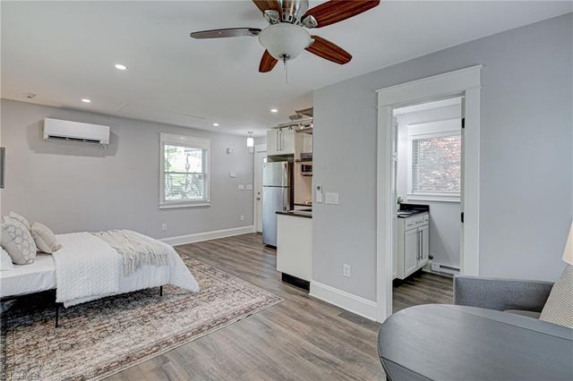 318 Corona Street, Winston-salem, NC 27103