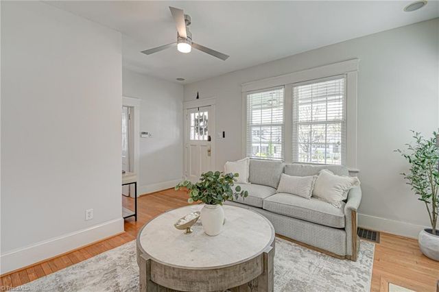 318 Corona Street, Winston-salem, NC 27103