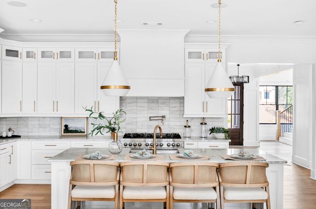 615 Forest Pointe Drive, Forsyth, GA 31029