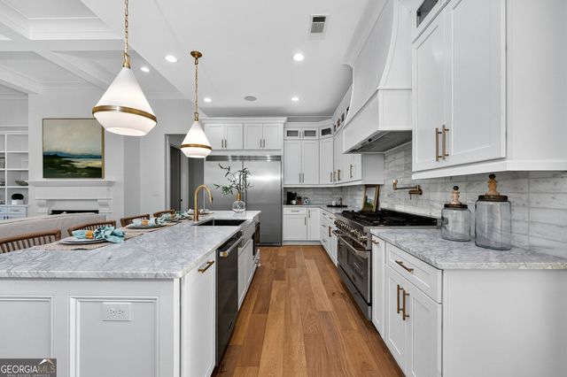 615 Forest Pointe Drive, Forsyth, GA 31029