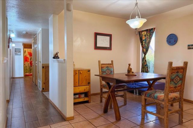 3312 Avenida Del Oro, Santa Fe, NM 87507
