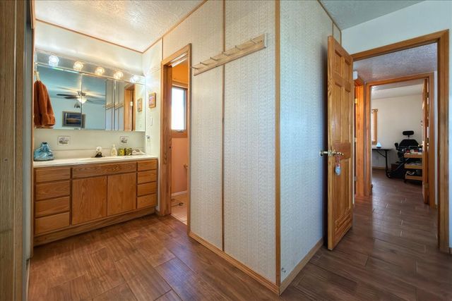3312 Avenida Del Oro, Santa Fe, NM 87507