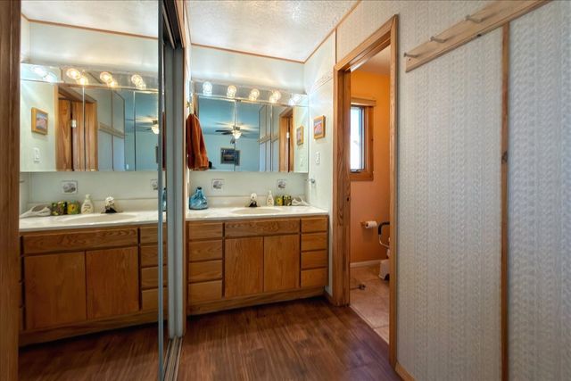3312 Avenida Del Oro, Santa Fe, NM 87507
