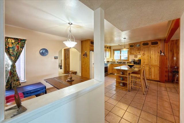 3312 Avenida Del Oro, Santa Fe, NM 87507