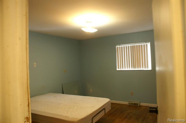 28664 Fernwood Street, Inkster, MI 48141