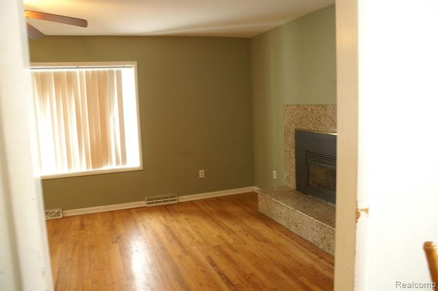 28664 Fernwood Street, Inkster, MI 48141