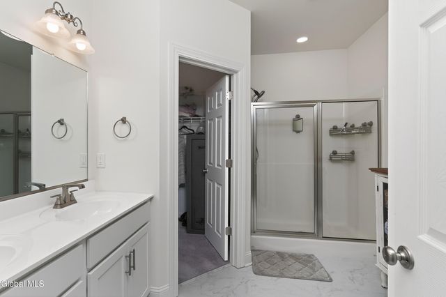 15 Linden Court, Ballston, NY 12019
