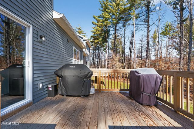 15 Linden Court, Ballston, NY 12019