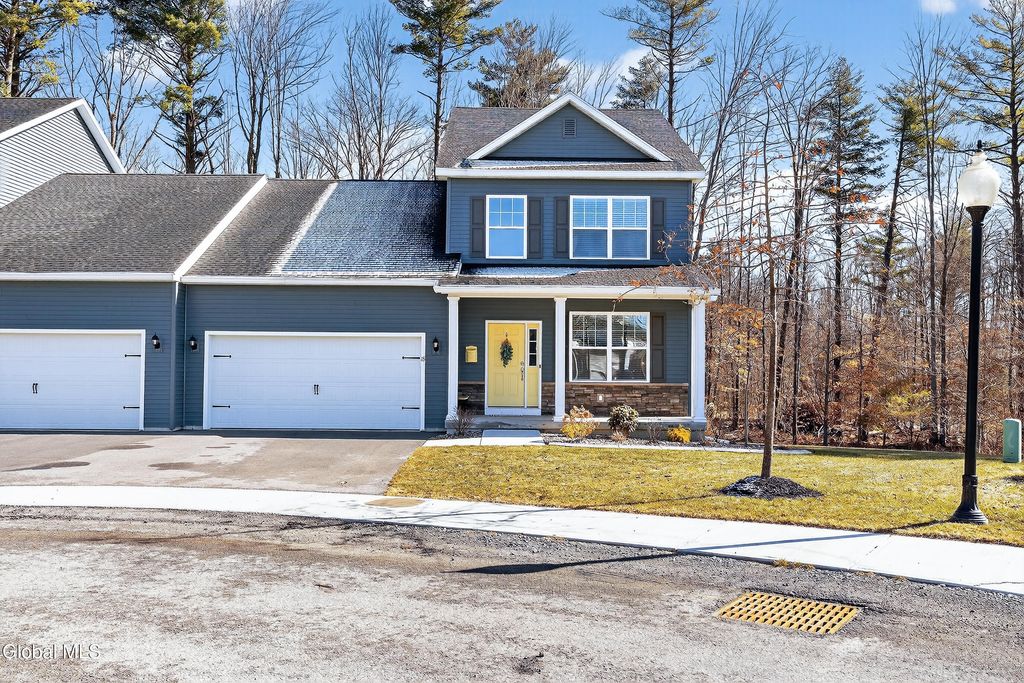 15 Linden Court, Ballston, NY 12019