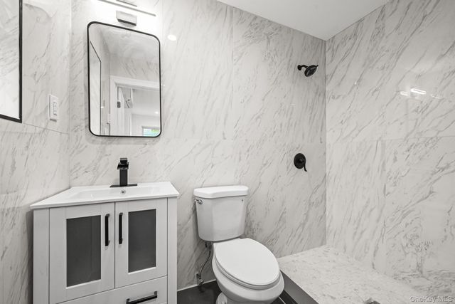 160-15 118th Road, Jamaica South, NY 11434