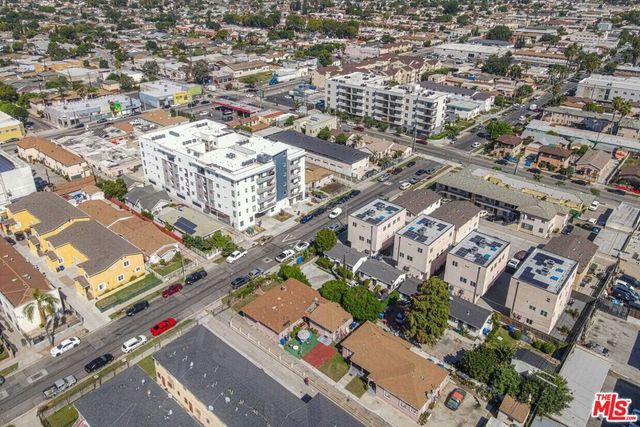 6524 Brynhurst Avenue, Los Angeles, CA 90043