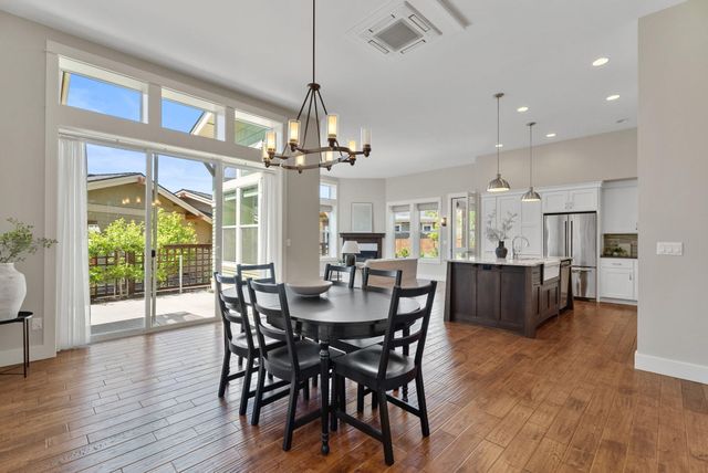 1921 NW Shevlin Crest Drive, Bend, OR 97703