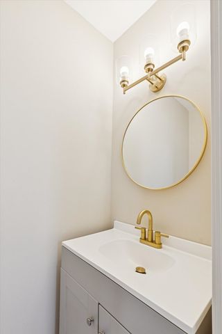 3808 15th Street B, Moline, IL 61265