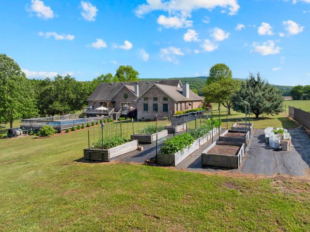 1485 Water Tank Rd, Winchester, TN 37398
