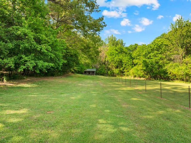 1485 Water Tank Rd, Winchester, TN 37398