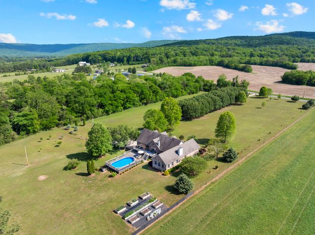 1485 Water Tank Rd, Winchester, TN 37398