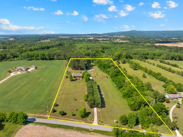 1485 Water Tank Rd, Winchester, TN 37398