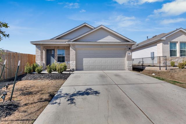 668 Lake Sweetwater LN, Buda, TX 78610