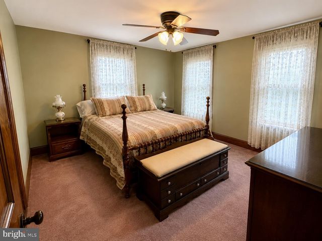 513--15 CINNAMINSON ST, Riverton, NJ 08077