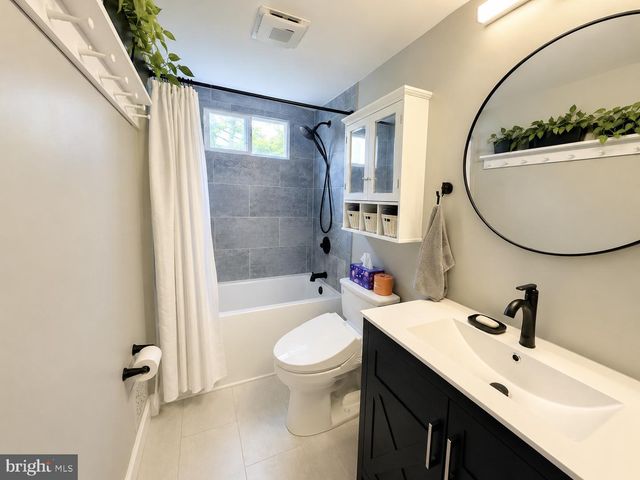 513--15 CINNAMINSON ST, Riverton, NJ 08077