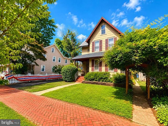 513--15 CINNAMINSON ST, Riverton, NJ 08077